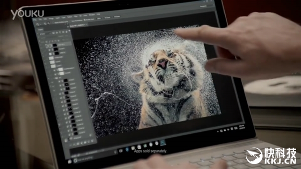 现在，新的Surface Book也被拿来打压竞争对手了，这次的主角是动物摄影师Tim Flach。