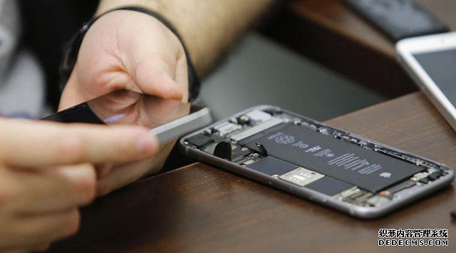 正式认输！美国政府撤诉iPhone解锁案 