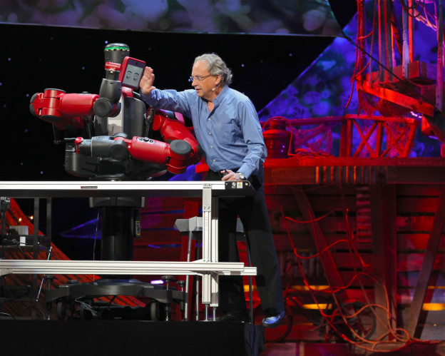 罗德尼·布鲁克斯在TED大会上展示Rethink Robotics 公司开发的Baxter机器人