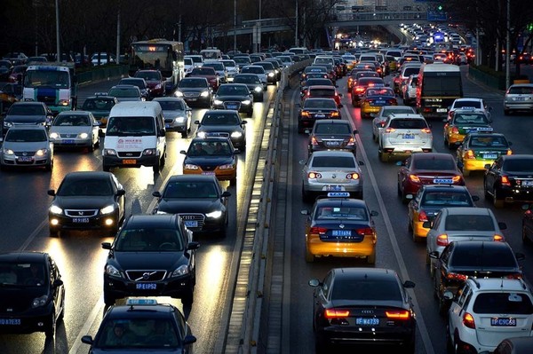 码报:【j2开奖】北京公布网约车政策征求意见，必须京人、京车、大排量
