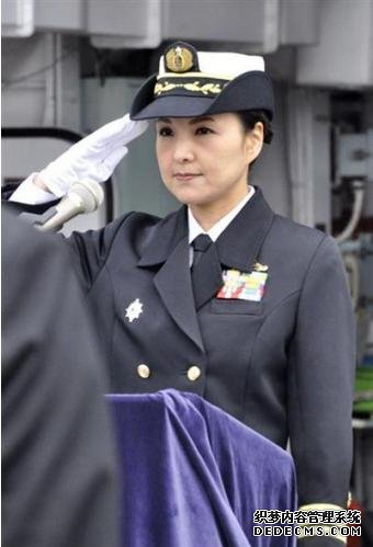 日本首位女性护卫舰舰长 脱颖而出非常困难(图)