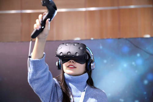 本港台直播:【j2开奖】VR技术潜力逐步释放 此时布局正当时