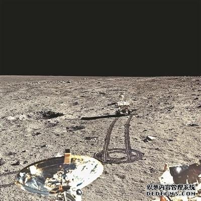 嫦娥三号拍出最清晰月面照片 全球免费共享