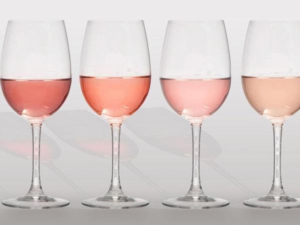 桃红葡萄酒（Rose Wine），是被大多数人都忽视了的葡萄酒的一个小族群。大多数人都已经习惯了红酒的艳丽，甚至用“红酒”泛指所有的葡萄酒。自然，也有相当的一部分人喜 欢白葡萄酒的清爽。红的白的，各有所爱，就唯独忽略了介乎于二者之间的桃红葡萄酒。事实上，桃红葡萄酒色泽娇艳，粉红诱人，清爽可口，是清纯、浪漫和快乐 的最佳诠释。在这个草长莺飞、灿若霓裳的日子里，来一杯桃红葡萄酒最好不过。