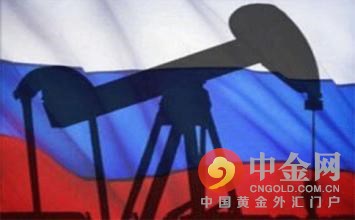 就在昨日，俄罗斯能源部发布数据显示，俄罗斯4月原油产量微幅下滑至1084万桶/日，但依然接近纪录高位。