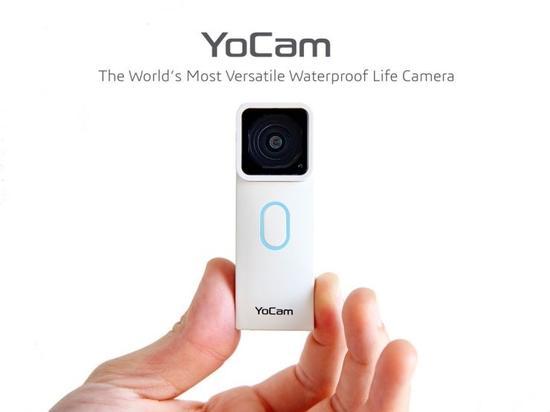 一支来自美国的公司 MOFILY 推出一款便携迷你相机 YoCam，这是一部能够满足生活中各种各样的拍摄需求，同时还能扮演自拍机、运动相机、即时监控器等多种角色，并且还防水，能在水下6米拍摄。
