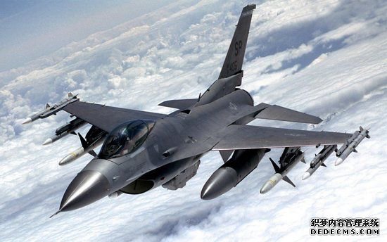 美两F-16C战机相撞坠毁 一周折损4架
