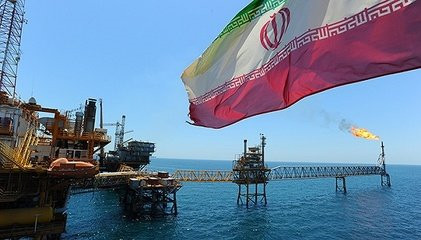 消息源表示，因为伊朗国内的国内政治权力斗争加剧，伊朗国家石油公司的人事变动旨在提高原油出口，以及赶在2017年总统大选前敲定一些合约。