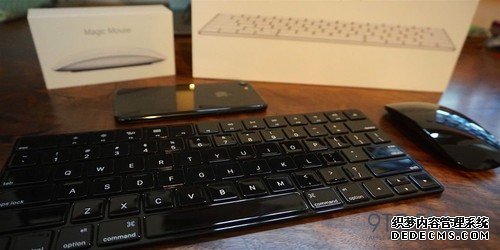亮黑的Magic Mouse 2/Keyboard你看怎么样