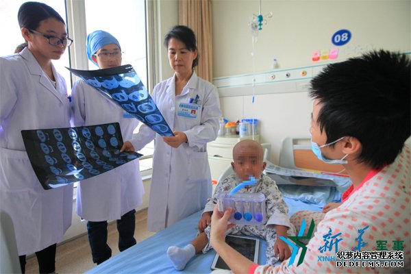 80个日夜抗争病魔 3岁小患者在海军总医院“赢”来新生
