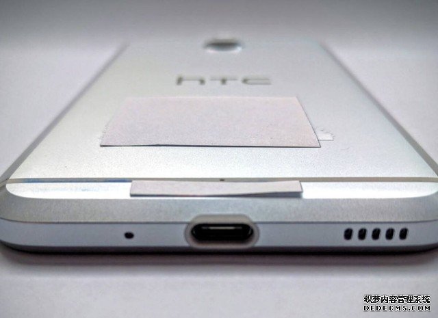 又一个苹果好徒弟 HTC新机取消耳机插孔 