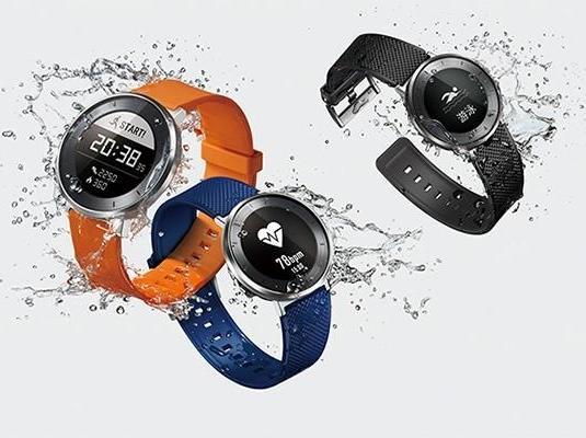 wzatv:【j2开奖】荣耀首款智能手表S1，运动设计，游泳都能放心带