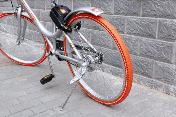 wzatv:【j2开奖】祭出 “轻骑” 的摩拜单车，正逐渐成为 “共享单车” 的发展主角