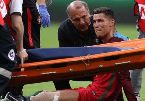 码报:巴萨名宿出言调侃C罗 葡萄牙赢欧洲杯因他受伤