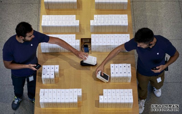 iPhone 7 究竟卖了多少？18 位分析师预测：数字比 iPhone 6 时好看