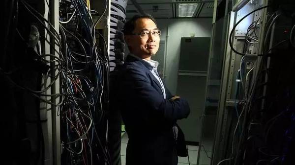 wzatv:【j2开奖】专访香港科技大学教授杨强：国内的人工智能研究不能太跟风