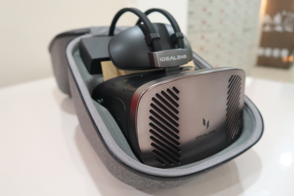 【j2开奖】IDEALENS K2开箱评测：佩戴最舒适的VR头显
