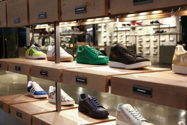 报码:【j2开奖】Adidas 全球最大的旗舰店开业，为什么运动品牌爱上了开线下店？