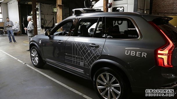 Uber 自动驾驶汽车又在旧金山上路了，但自动变成人工
