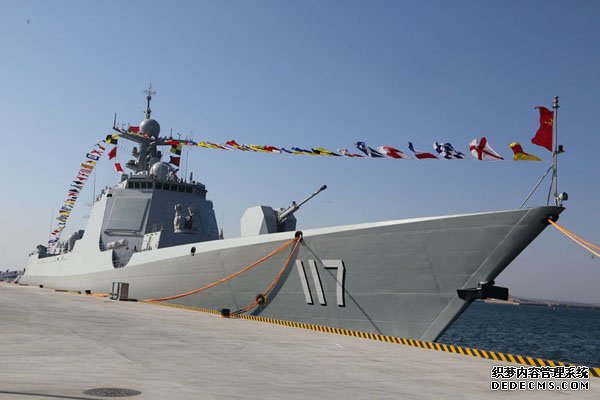 专家：052D舰让中国海军航母编队战力再获提升
