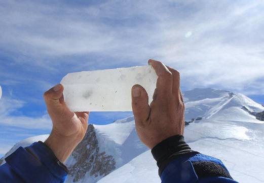 【组图】将18000岁的冰川从南美运到南极，是疯狂还是无奈？