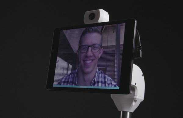 wzatv:【j2开奖】加州机器人初创公司OhmniLabs推出Ohmni家庭远程呈现机器人，实现更真实的聊天交互