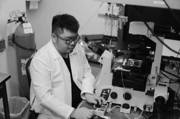 码报:【j2开奖】哈佛大学华人博士，创2家顶尖脑机接口公司，将科幻变为现实