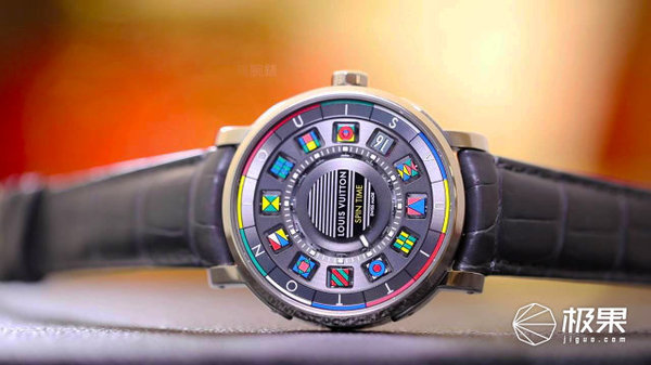 【j2开奖】卖包的LV做起手表竟不输瑞士百年大厂，没有时针也能显示24小时