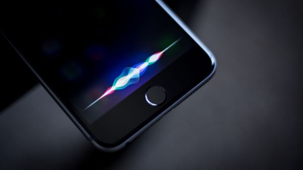 码报:【j2开奖】如果 iPhone 8 搭载了“苹果神经引擎”，你猜 Siri 会变得多聪明？